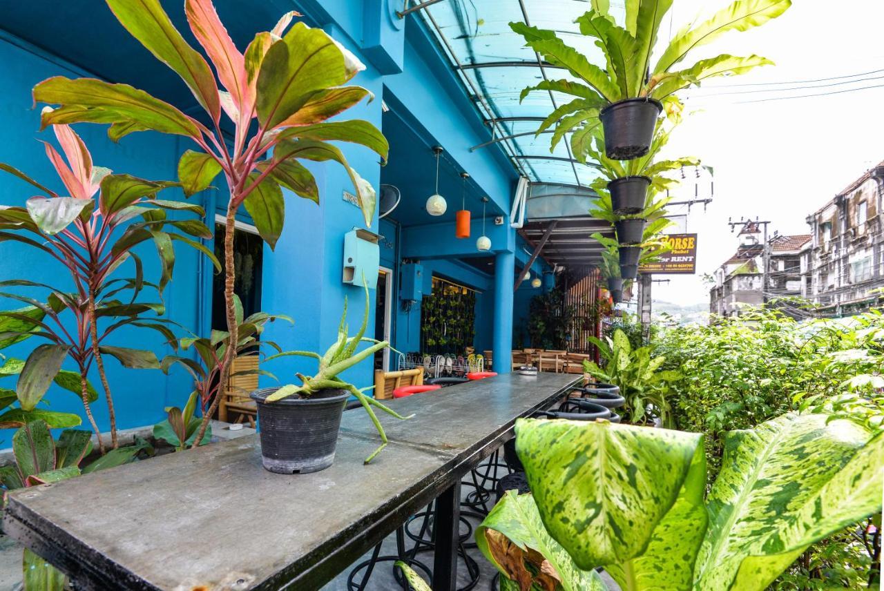 Bgw Phuket Hostel Patong Luaran gambar