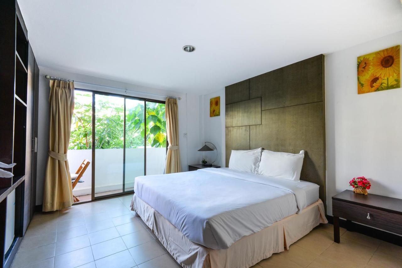 Bgw Phuket Hostel Patong Luaran gambar