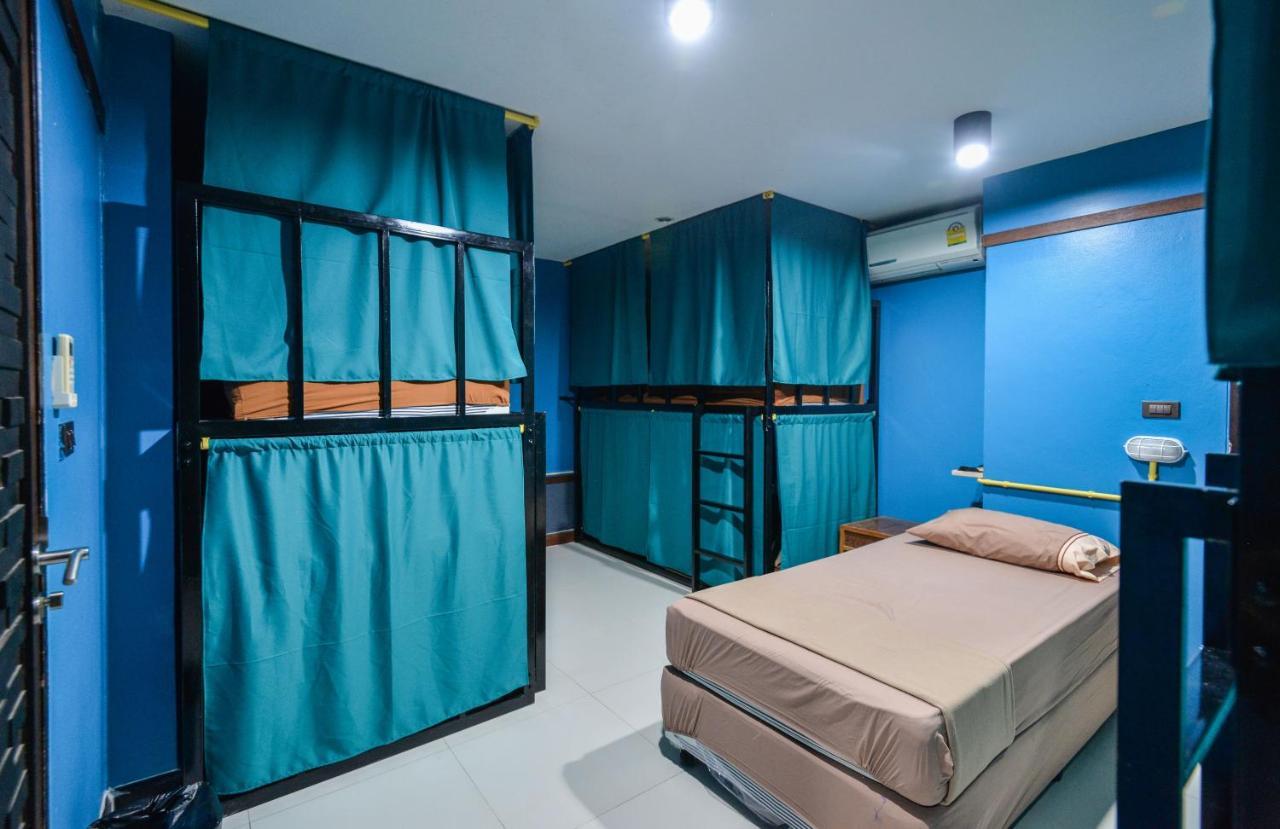 Bgw Phuket Hostel Patong Luaran gambar